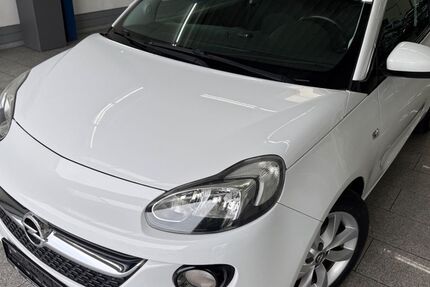 Opel Adam 104.466 km 9.900 &euro; Köln 50829