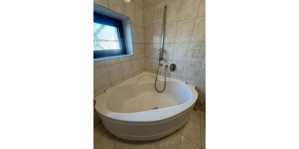 Erdgeschoßwohnung Köln Kalk - 2 Zimmer, 60 m&sup2;, 800&euro; | Angebot:26688490