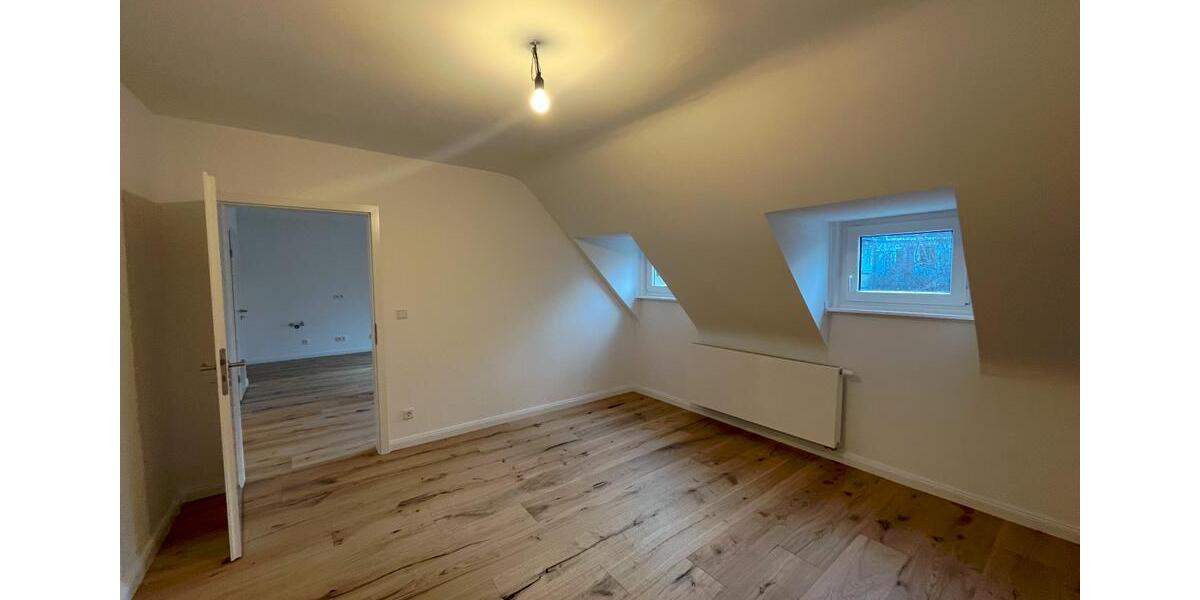 Etagenwohnung Düsseldorf Niederkassel - 3 Zimmer, 66 m&sup2;, 1.300&euro; | Angebot:24002364