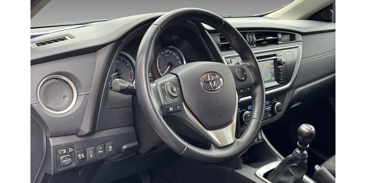 Toyota Auris Edition Klima Navi Kamera 132.068 km 8.600 &euro; Wuppertal 42327