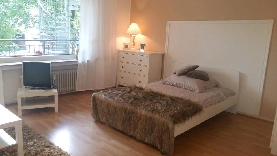 Etagenwohnung Düsseldorf Stadtbezirk 2 - 1 Zimmer, 35 m&sup2;, 800&euro; | Angebot:25935348