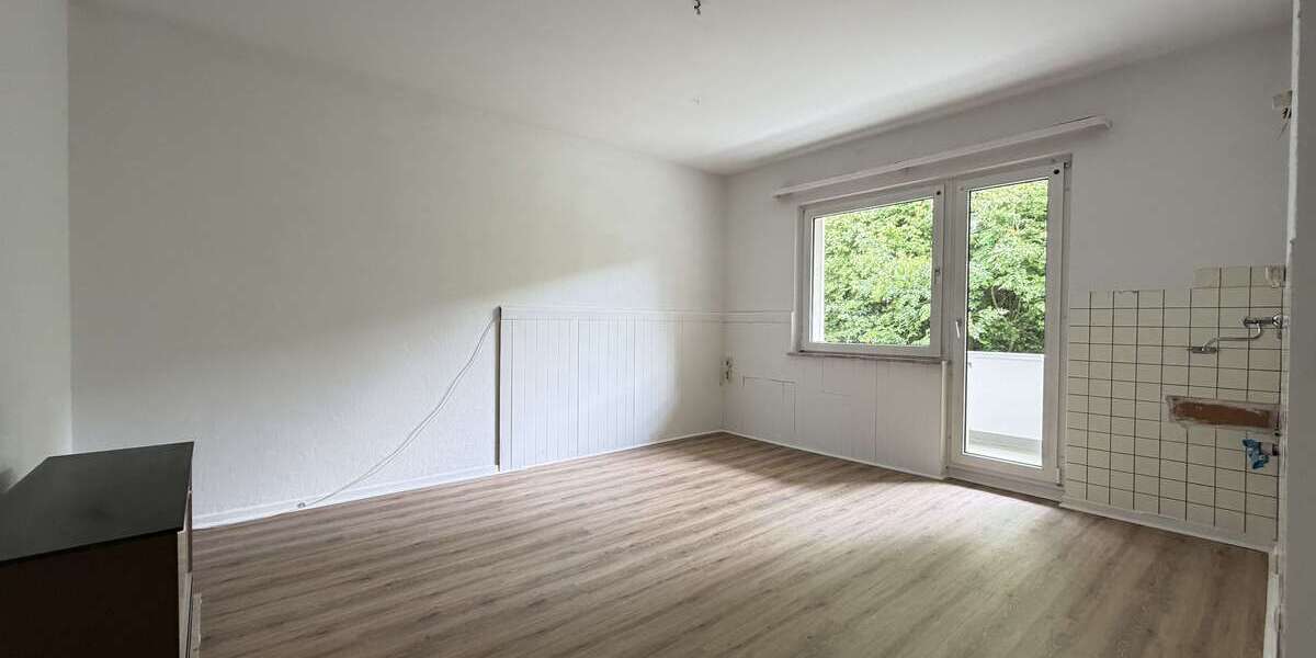 Etagenwohnung Wuppertal Unterbarmen - 2.5 Zimmer, 65 m&sup2;, 590&euro; | Angebot:26605341