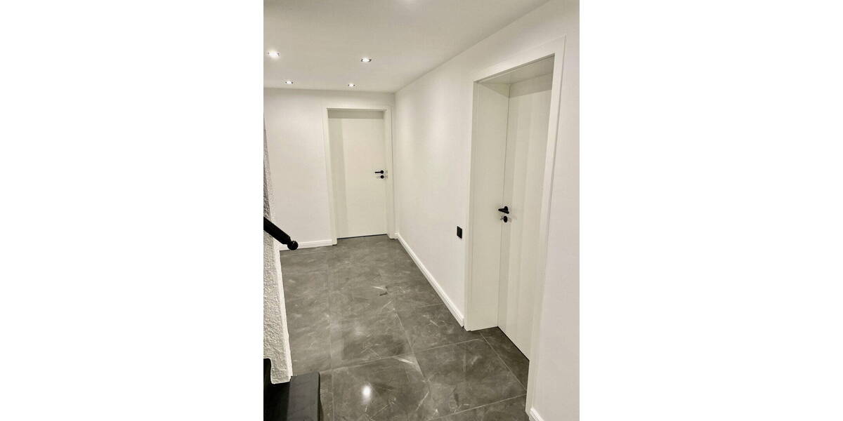 Mehrfamilienhaus, Wohnhaus Bergisch Gladbach Hebborn - 9 Zimmer, 230 m&sup2;, 895.000&euro; | Angebot:26641920