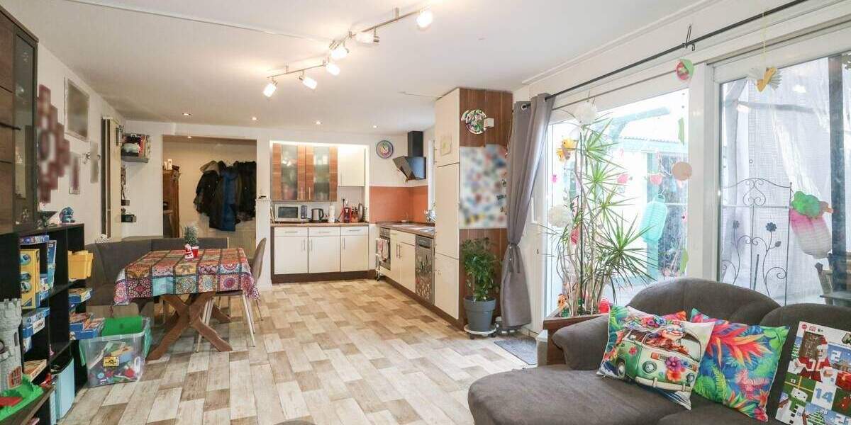 Einfamilienhaus Dormagen / Stürzelberg Stürzelberg - 5 Zimmer, 117 m&sup2;, 320.000&euro; | Angebot:23881705