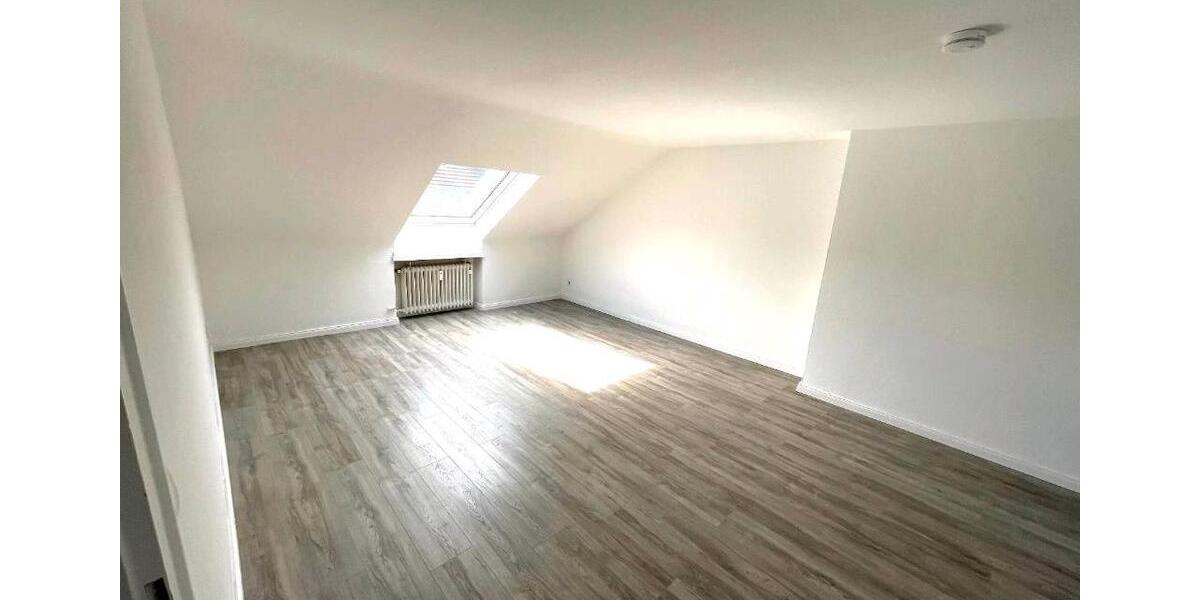 Dachgeschoßwohnung Velbert Velbert-Mitte - 2.5 Zimmer, 49 m&sup2;, 570&euro; | Angebot:26585308