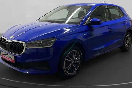 Skoda Fabia 48.029 km 16.890 € Köln (Ehrenfeld) 50823