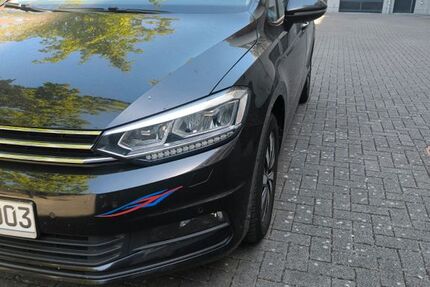 VW Touran 335.000 km 11.600 &euro; Düsseldorf 40233