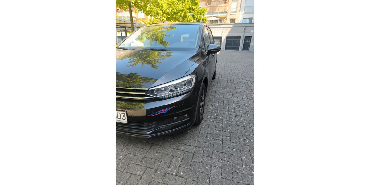 VW Touran 335.000 km 11.600 &euro; Düsseldorf 40233