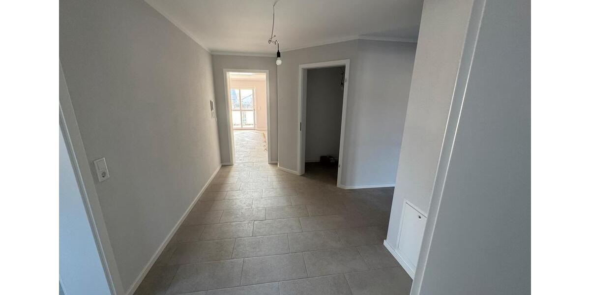 Etagenwohnung Kürten - 3 Zimmer, 92 m&sup2;, 900&euro; | Angebot:24731081