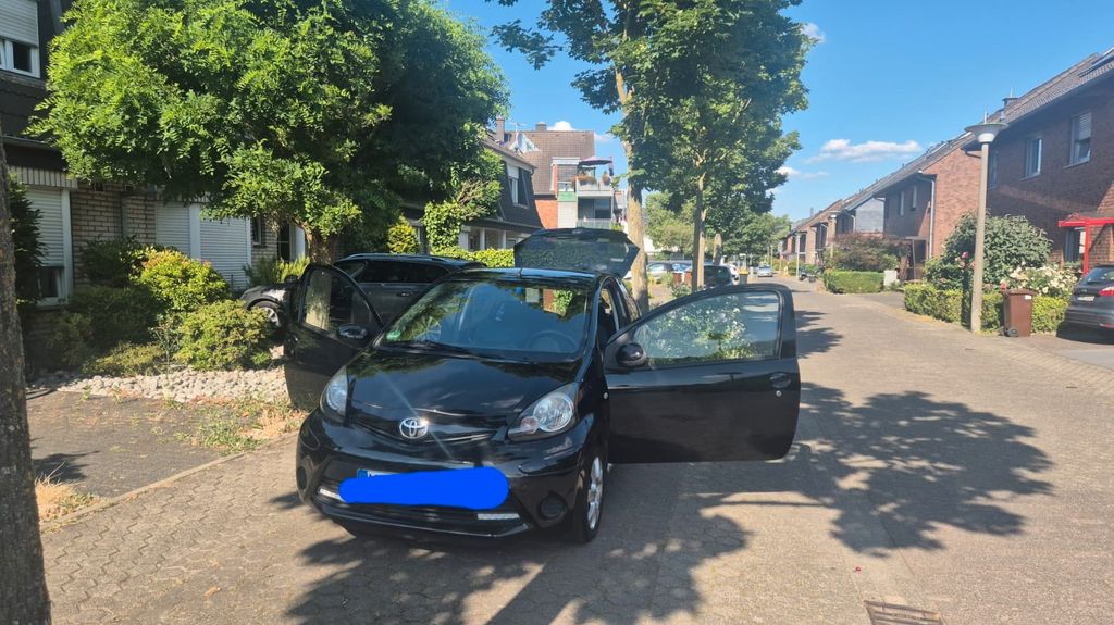 Toyota Aygo (X) 189.000 km 2.400 &euro; Pulheim 50259