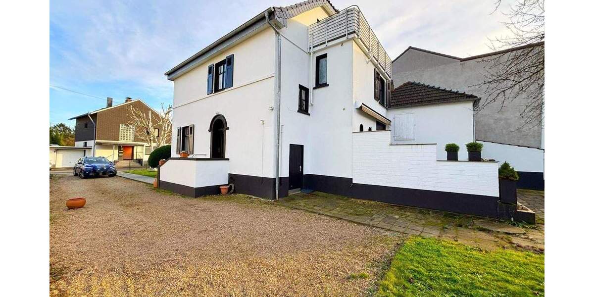 Einfamilienhaus Leverkusen Bürrig - 7 Zimmer, 155 m&sup2;, 698.000&euro; | Angebot:24721315