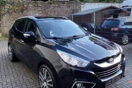 Hyundai ix35 166.668 km 8.900 &euro; Solingen 42655