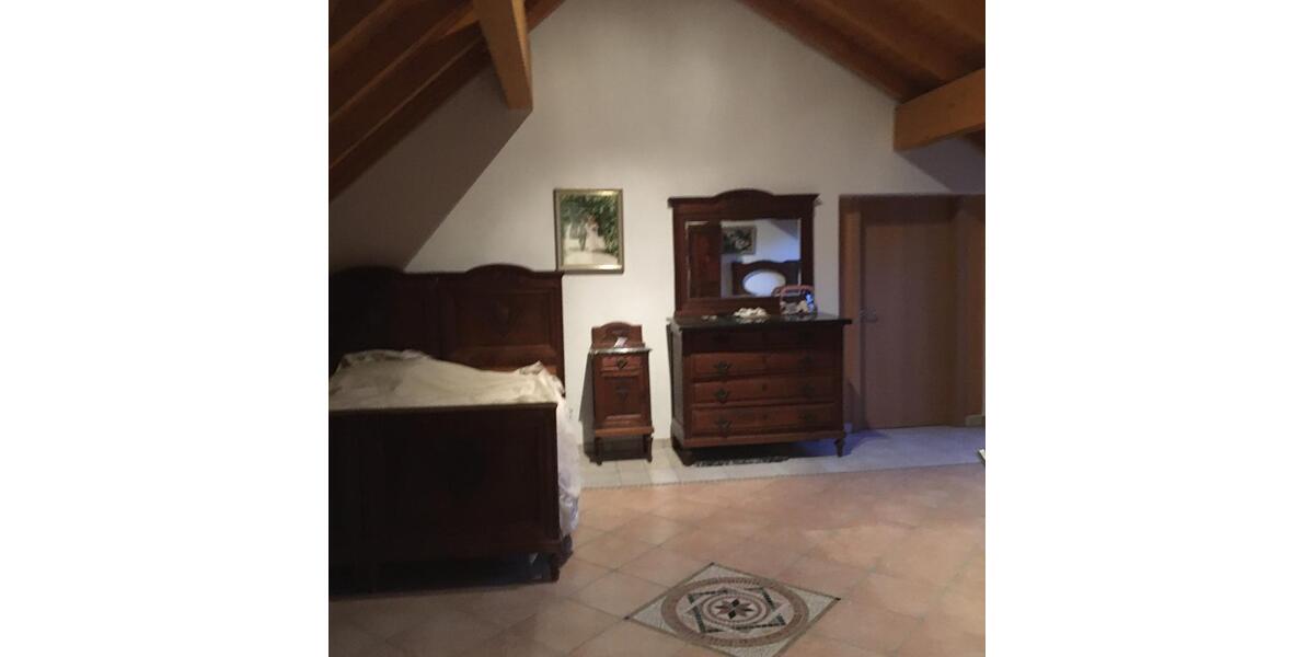 Doppelhaushälfte Remscheid Reinshagen - 6 Zimmer, 235 m&sup2;, 1.400&euro; | Angebot:25103837