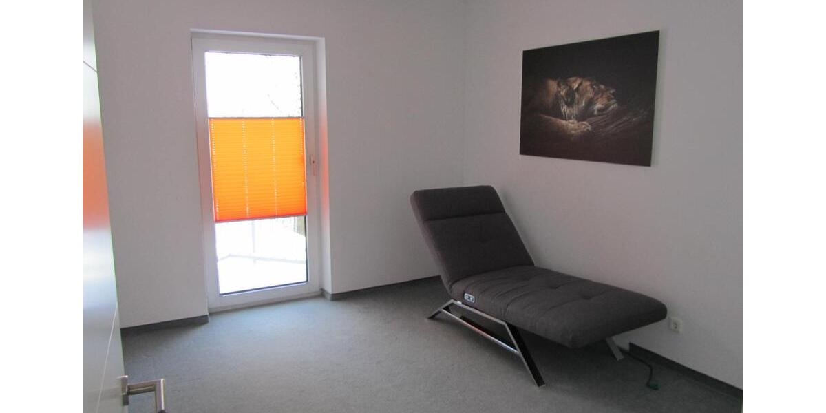 Etagenwohnung Wuppertal Gemarkung Ronsdorf - 3 Zimmer, 100 m&sup2;, 325.000&euro; | Angebot:24446612