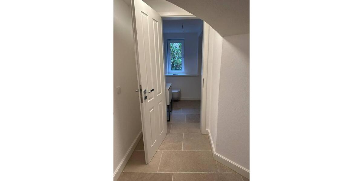 Erdgeschoßwohnung Solingen Ohligs - 4 Zimmer, 168 m&sup2;, 2.550&euro; | Angebot:25918620