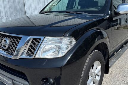 Nissan Navara 248.520 km 10.490 &euro; Bergisch Gladbach 51467