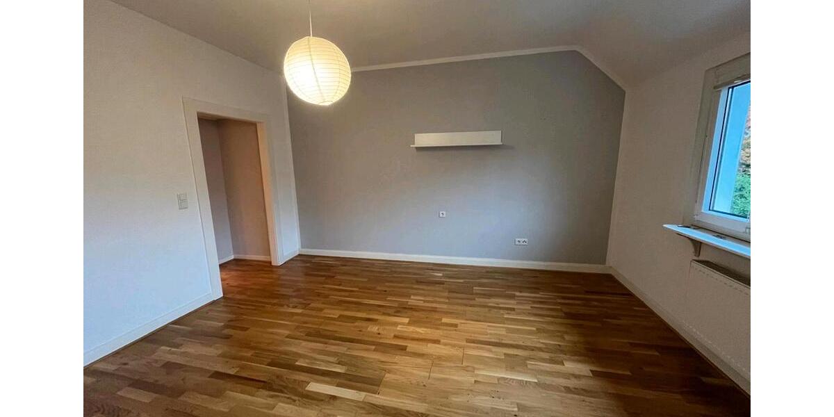 Maisonettenwohnung Remscheid Gemarkung Bergisch Born - 3 Zimmer, 90 m&sup2;, 830&euro; | Angebot:25569576
