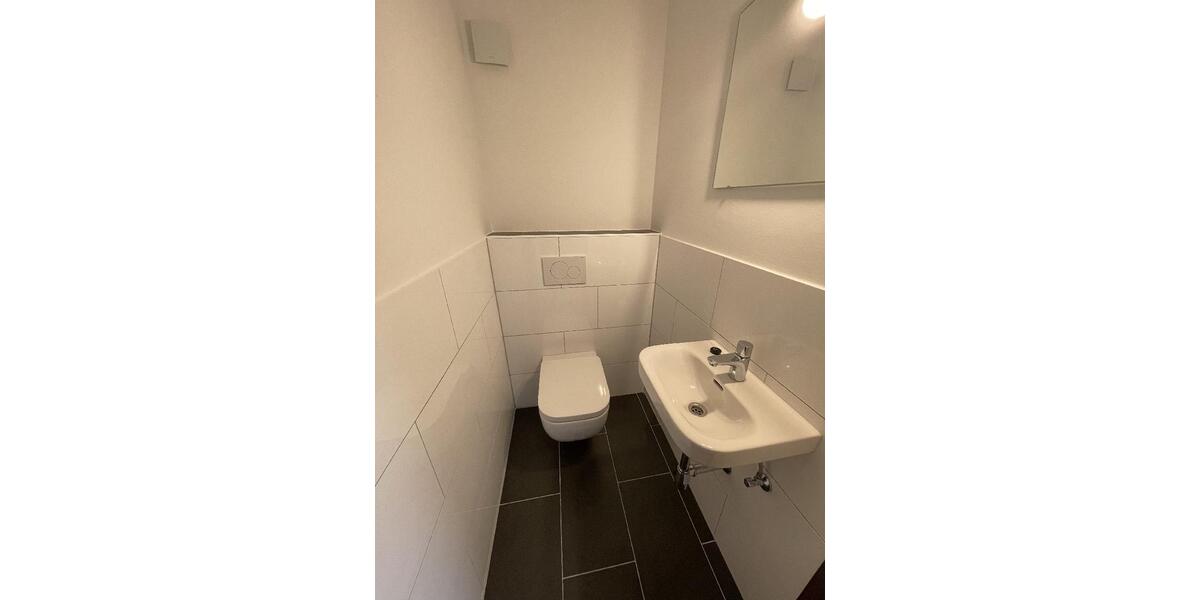 Etagenwohnung Düsseldorf Stadtbezirk 2 - 3 Zimmer, 104 m&sup2;, 1.550&euro; | Angebot:24441641