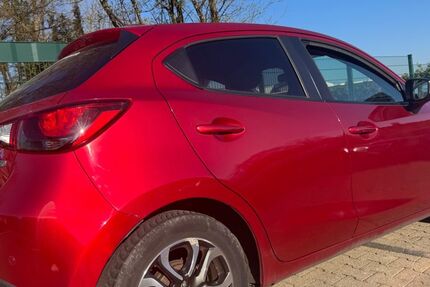 Mazda 2 151.432 km 6.499 € Wuppertal 42389