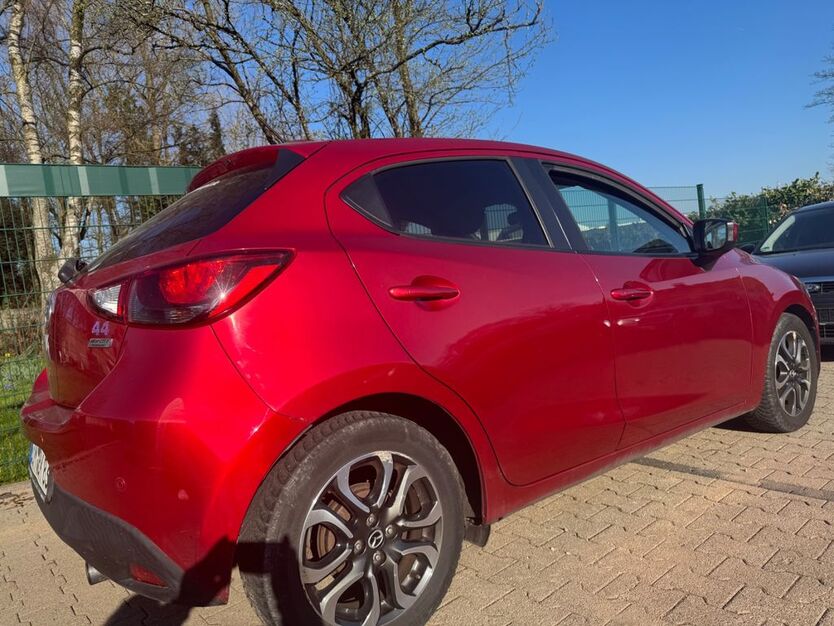 Mazda 2 151.432 km 6.499 € Wuppertal 42389