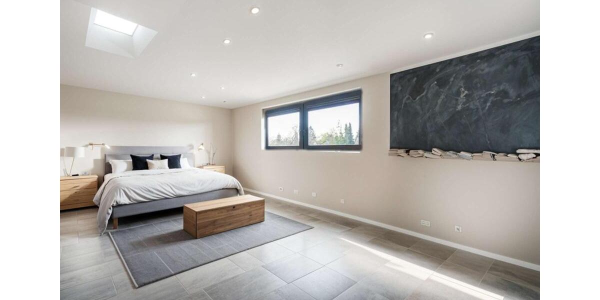 Doppelhaushälfte Düsseldorf Stadtbezirk 8 - 5 Zimmer, 256 m&sup2;, 2.850&euro; | Angebot:22052186