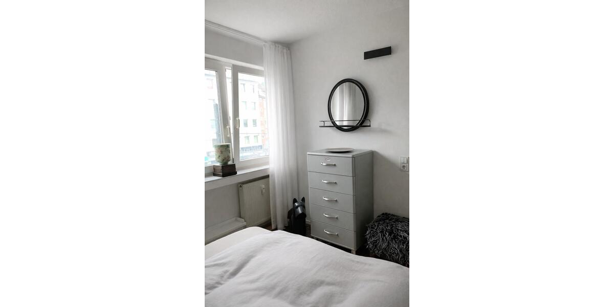 Etagenwohnung Düsseldorf Pempelfort - 2 Zimmer, 40 m&sup2;, 1.460&euro; | Angebot:24625381