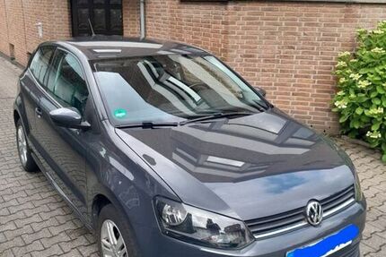 VW Polo 64.000 km 6.100 &euro; Solingen 42657