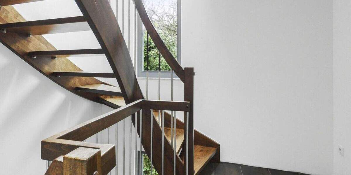 Einfamilienhaus Leverkusen Quettingen - 8 Zimmer, 285 m&sup2;, 989.000&euro; | Angebot:25900055