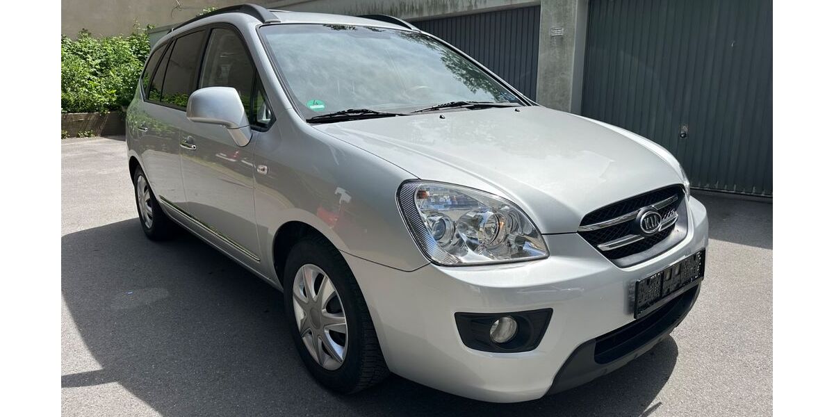 Kia Carens 125.419 km 3.690 &euro; Solingen 42651