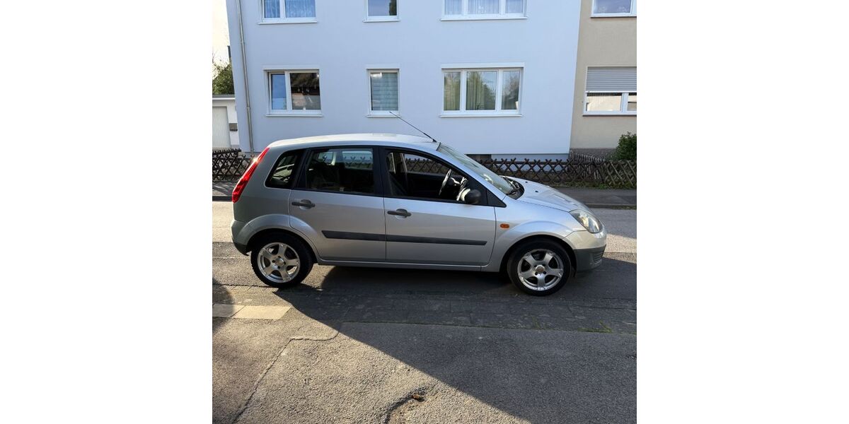 Ford Fiesta 106.000 km 1.400 &euro; Pulheim 50259