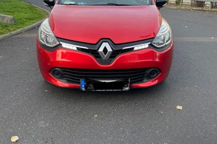 Renault Clio 65.500 km 9.500 &euro; köln 51103