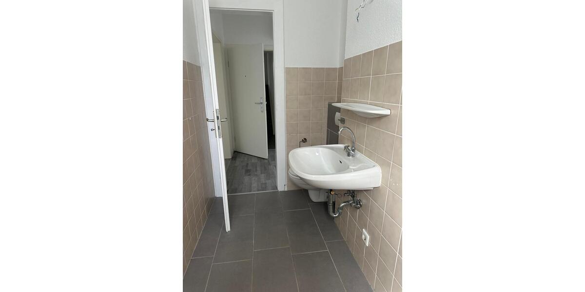 Etagenwohnung Schwelm - 3 Zimmer, 83 m&sup2;, 595&euro; | Angebot:26130981