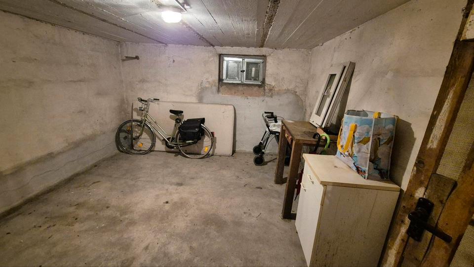 Dachgeschoßwohnung Velbert Pöthen - 2 Zimmer, 57 m&sup2;, 99.000&euro; | Angebot:24747227