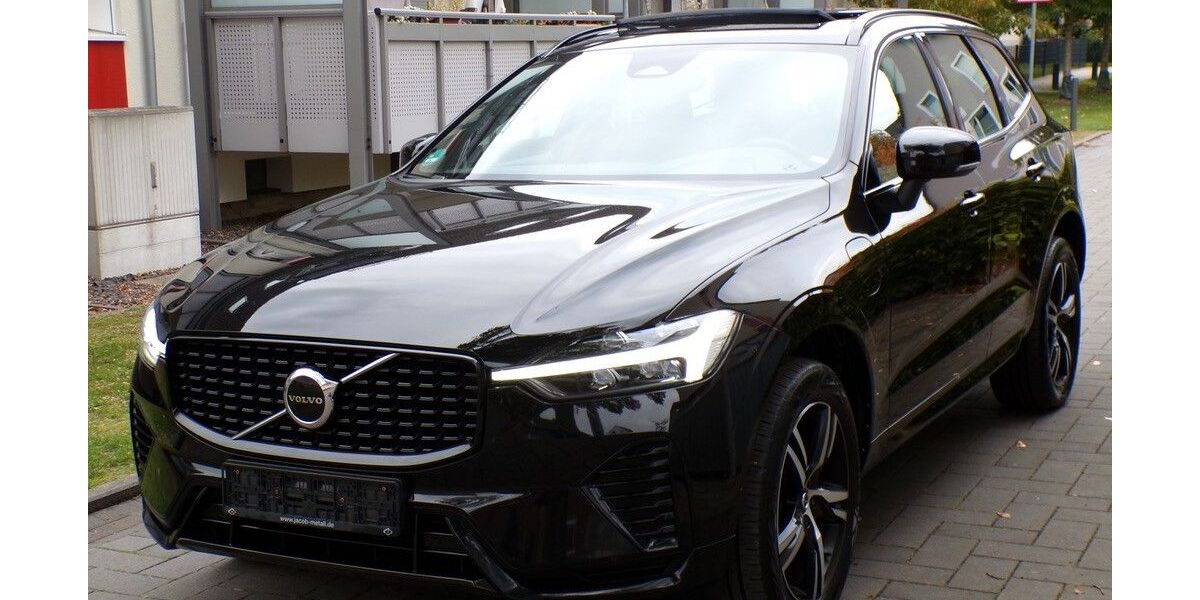 Volvo XC60 142.000 km 31.840 € Düsseldorf 40468