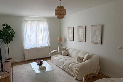 Wohnung Düsseldorf Oberbilk - 3 Zimmer, 80 m&sup2;, 900&euro; | Angebot:24720308