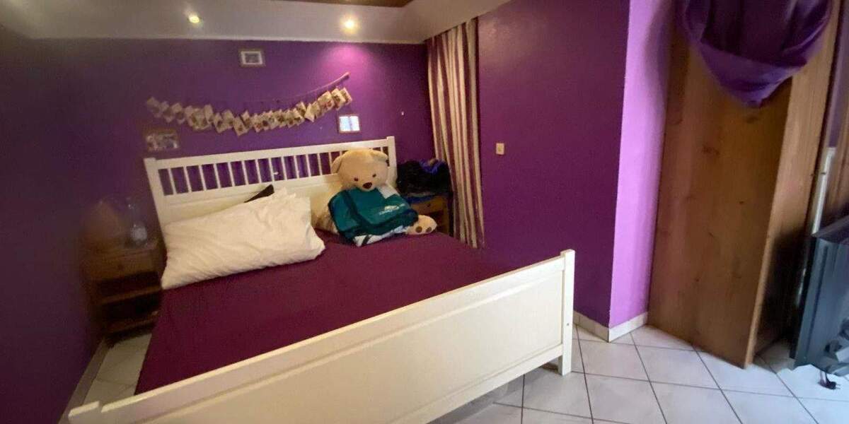 Mehrfamilienhaus, Wohnhaus Neuss Weissenberg - 6 Zimmer, 137 m&sup2;, 530.000&euro; | Angebot:25662243