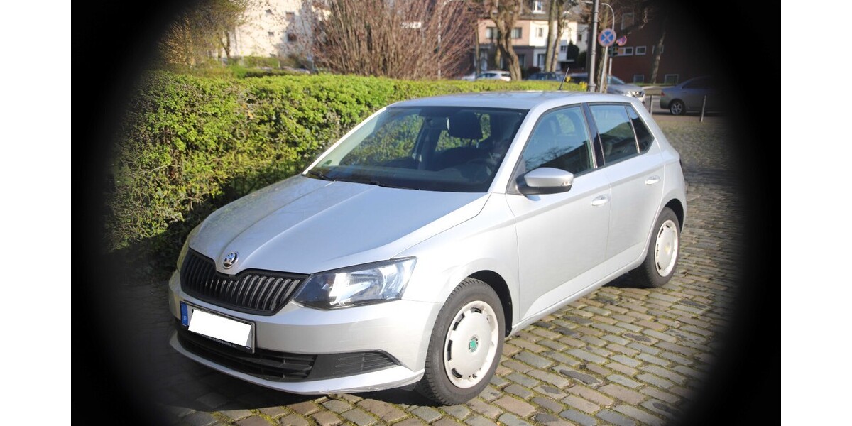 Skoda Fabia 85.000 km 6.900 € Köln 50667