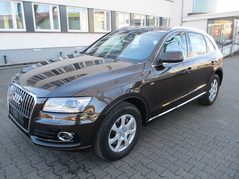 Audi Q5 240.000 km 12.270 € Köln 51105
