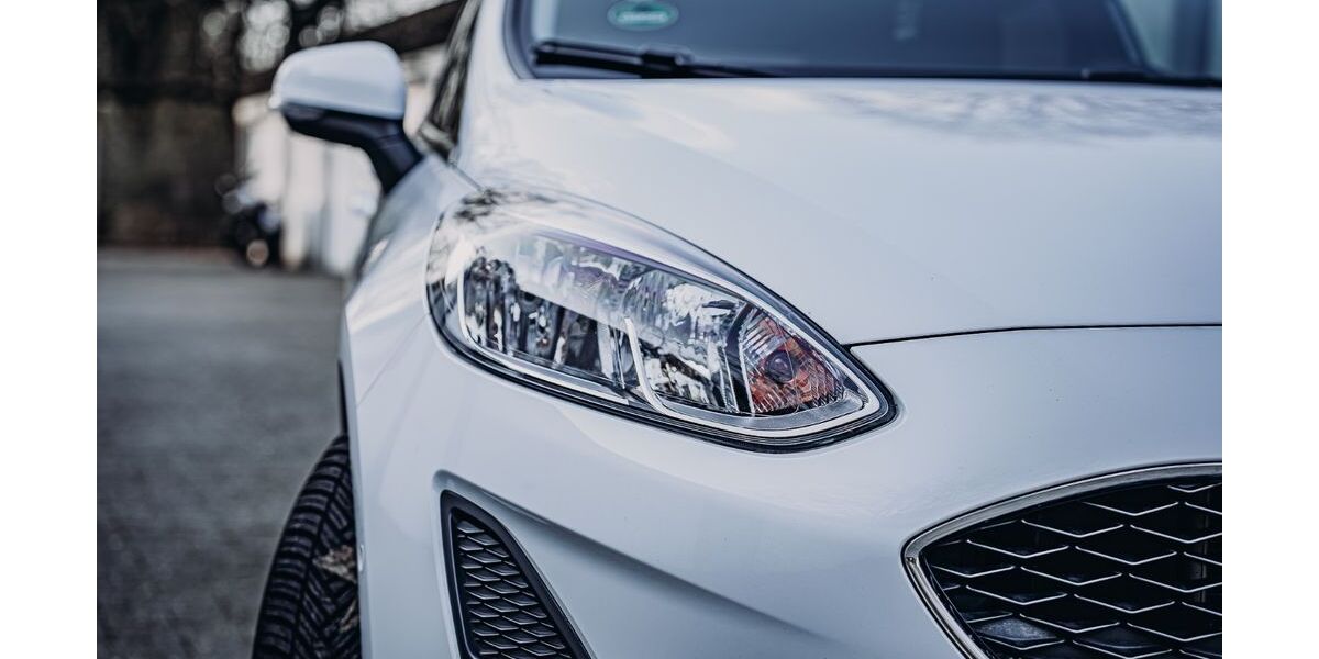 Ford Fiesta 67.000 km 8.500 &euro; Düsseldorf 40472