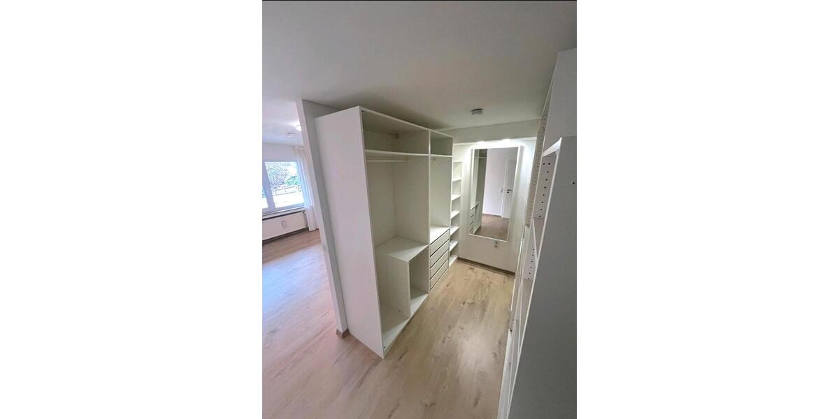 Einfamilienhaus Wuppertal Gemarkung Langerfeld - 6 Zimmer, 180 m&sup2;, 2.200&euro; | Angebot:24837657