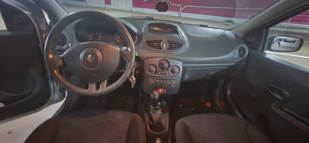 Renault Clio 137.678 km 2.400 &euro; Wuppertal 42275
