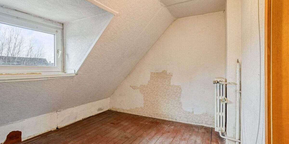 Reihenmittelhaus Düsseldorf Rath - 4 Zimmer, 59 m&sup2;, 339.000&euro; | Angebot:24671094