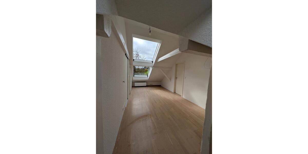 Maisonettenwohnung Wuppertal Gemarkung Nächstebreck - 3 Zimmer, 120 m&sup2;, 1.200&euro; | Angebot:25959347