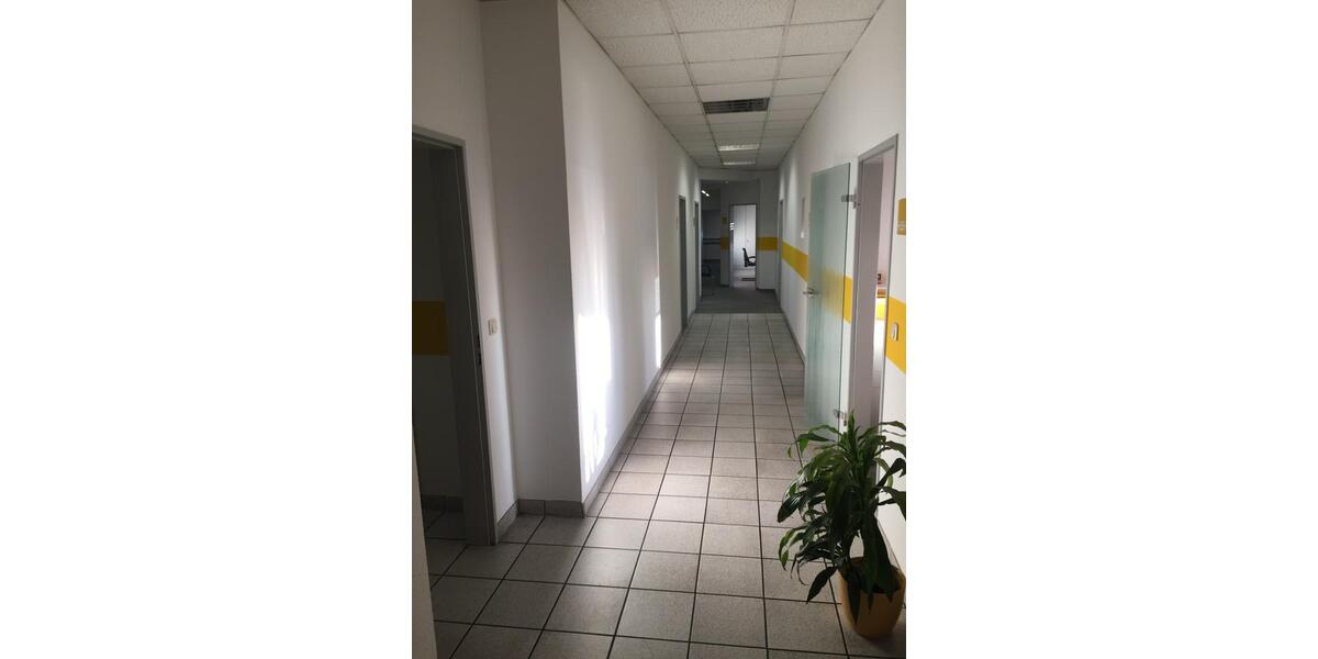 Gewerbeobjekt Langenfeld (Rheinland) - 385&euro; | Angebot:25769551