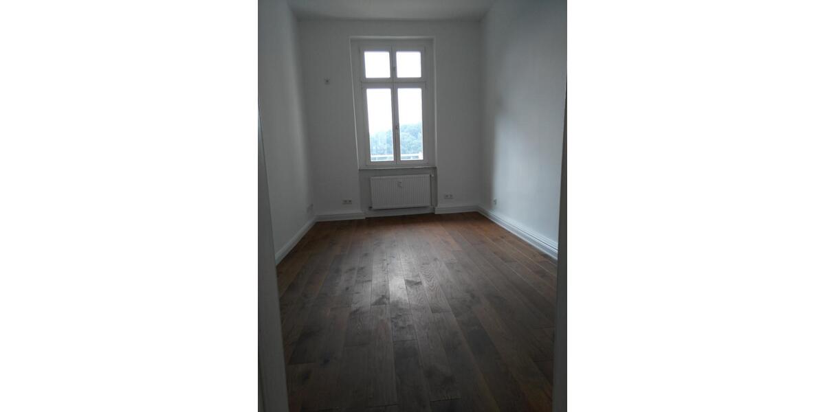 Etagenwohnung Wuppertal Arrenberg - 4 Zimmer, 107 m&sup2;, 1.200&euro; | Angebot:24678783