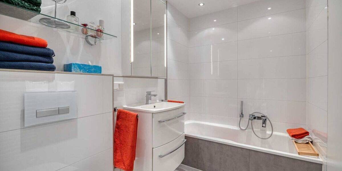 Etagenwohnung Düsseldorf Urdenbach - 3 Zimmer, 105 m&sup2;, 495.000&euro; | Angebot:26902072