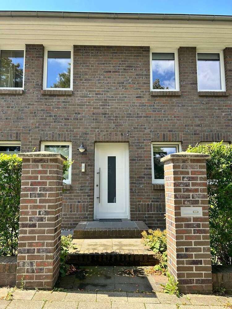 Haus zum Mieten in Essen 3.500 € 170 m²