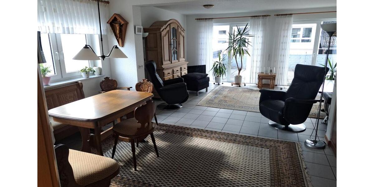 Etagenwohnung Lindlar - 3 Zimmer, 130 m&sup2;, 450.000&euro; | Angebot:26351315