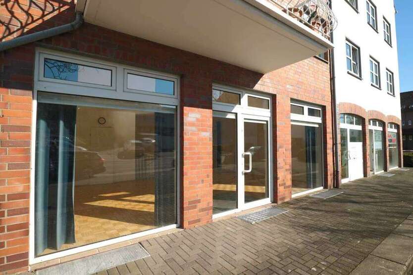 Einzelhandel in Dormagen 645 € 54 m²