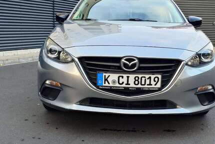 Mazda 3 88.100 km 8.749 € Köln 50735